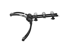 गैलरी व्यूवर में इमेज लोड करें, Thule Gateway Pro 3 Hanging-Style Trunk Bike Rack w/Anti-Sway Cages (Up to 3 Bikes) - Black