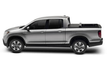 Cargar imagen en el visor de la galería, Truxedo 17-20 Honda Ridgeline 4ft 8in Lo Pro Bed Cover