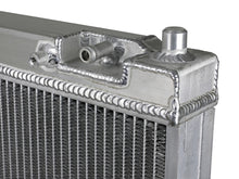 Cargar imagen en el visor de la galería, aFe BladeRunner Street Series Radiator 99-04 Ford Trucks V10 6.8L