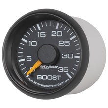 Laden Sie das Bild in den Galerie-Viewer, Autometer Factory Match GM 2-1/16in 35 PSI Mechanical Boost Gauge