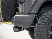 Laden Sie das Bild in den Galerie-Viewer, aFe Rebel Series 2.5in 409 SS Cat-Back Exhaust w/ Black Tips 18-19 Jeep Wrangler (JL) V6 3.6L