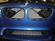 Laden Sie das Bild in den Galerie-Viewer, aFe Magnum FORCE Intake System Carbon Fiber Scoops BMW M5 (F10) 12-14 V8-4.4L (tt)