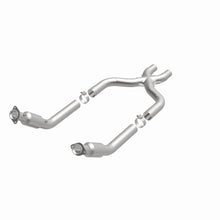 गैलरी व्यूवर में इमेज लोड करें, MagnaFlow 13-14 Ford Mustang 5.8L OEM Underbody Direct Fit EPA Compliant Catalytic Converter