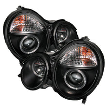 Cargar imagen en el visor de la galería, Spyder Mercedes Benz E-Class 00-02 Projector Headlights LED Halo Blk PRO-YD-MBW21099-HL-BK