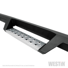 गैलरी व्यूवर में इमेज लोड करें, Westin 04-13 Chevy Silverado 1500 Crew Cab HDX Stainless Drop Nerf Step Bars - Textured Black