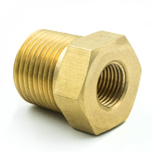 Carica l&#39;immagine nel visualizzatore di Gallery, Autometer Brass Adapter Fitting - 3/8in NPT Male - 1/8in NPT Female