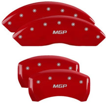 Carica l&#39;immagine nel visualizzatore di Gallery, MGP 4 Caliper Covers Engraved Front &amp; Rear MGP Red Finish Silver Char 2019 Chevrolet Blazer