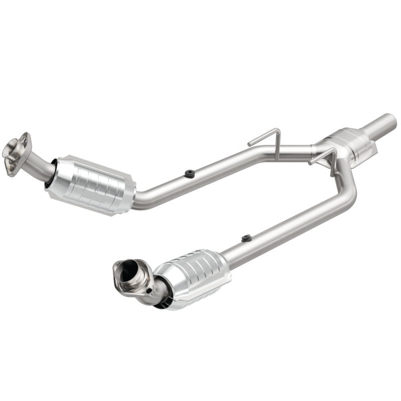 MagnaFlow Conv DF 96-97 Mercury Cougar 3.8L