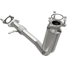 Carica l&#39;immagine nel visualizzatore di Gallery, MagnaFlow 10-14 Chevy Equinox / GMC Terrain 2.4L Direct Fit Catalytic Converter