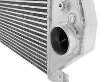 Carica l&#39;immagine nel visualizzatore di Gallery, aFe Bladerunner Intercooler 11-13 GM Diesel Trucks V8 6.6L (td) LML