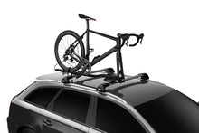Charger l&#39;image dans la galerie, Thule TopRide Fork-Mounted Roof Bike Rack (Fits 9-15mm Thru-Axle &amp; Standard 9mm Quick-Release Bikes)