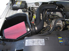 Laden Sie das Bild in den Galerie-Viewer, Airaid 04-05 GM 2500/3500 Pickup / 6.6L DSL MXP Intake System w/ Tube (Dry / Red Media)