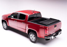 Carica l&#39;immagine nel visualizzatore di Gallery, Truxedo 15-20 GMC Canyon &amp; Chevrolet Colorado 5ft Deuce Bed Cover