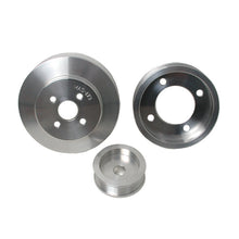 गैलरी व्यूवर में इमेज लोड करें, BBK 94-95 Mustang 5.0 Underdrive Pulley Kit - Lightweight CNC Billet Aluminum (3pc)