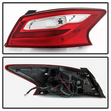 Charger l&#39;image dans la galerie, xTune 16-18 Nissan Altima 4DR Passenger Side Tail Light - OEM Outter Right (ALT-JH-NA16-4D-OE-OR)