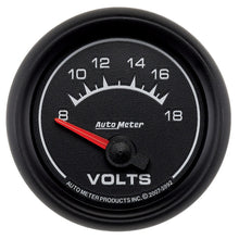 Laden Sie das Bild in den Galerie-Viewer, Autometer Euro-Style 2-1/16in 8-18V Short Sweep Electronic Voltmeter Gauge