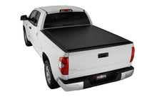 Charger l&#39;image dans la galerie, Truxedo 07-20 Toyota Tundra w/Track System 5ft 6in Lo Pro Bed Cover