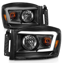 Laden Sie das Bild in den Galerie-Viewer, Anzo 06-09 Dodge RAM 1500/2500/3500 Headlights Black Housing/Clear Lens (w/ Light Bars)