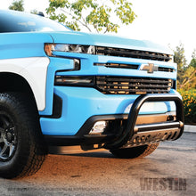 गैलरी व्यूवर में इमेज लोड करें, Westin 2019-2020 Chevrolet Silverado 1500  (Excl. 2019 Silverado LD) Ultimate Bull Bar - Black