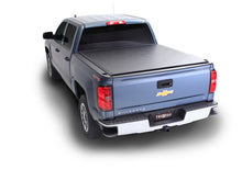 Charger l&#39;image dans la galerie, Truxedo 07-13 GMC Sierra &amp; Chevrolet Silverado 1500/2500/3500 6ft 6in Deuce Bed Cover