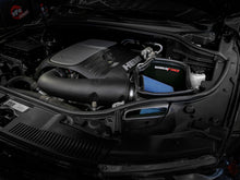 Carica l&#39;immagine nel visualizzatore di Gallery, aFe Magnum FORCE Pro 5R Cold Air Intake System 11-19 Jeep Grand Cherokee (WK2) V8-5.7L