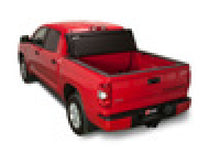 Laden Sie das Bild in den Galerie-Viewer, BAK 07-20 Toyota Tundra 5ft 6in Bed BAKFlip FiberMax