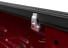 Carica l&#39;immagine nel visualizzatore di Gallery, Truxedo 20-21 Jeep Gladiator Elevate TS Rails w/4 Tie Down