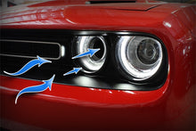 Cargar imagen en el visor de la galería, aFe Momentum GT Carbon Fiber Dynamic Air Scoop 15-18 Dodge Challenger V6-3.6L/V8-5.7L/6.4L HEMI