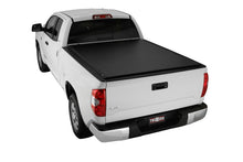 Laden Sie das Bild in den Galerie-Viewer, Truxedo 2022+ Toyota Tundra (5ft. 6in. Bed w/ Deck Rail System) Lo Pro Bed Cover