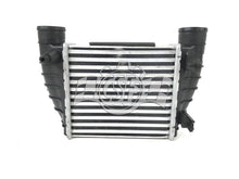 Carica l&#39;immagine nel visualizzatore di Gallery, CSF 05-09 Audi A4 2.0L OEM Intercooler