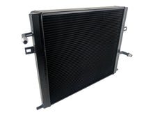 Charger l&#39;image dans la galerie, CSF BMW B58/B48 Front Mount Triple-Pass Heat Exchanger w/Rock Guard - Black