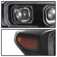 गैलरी व्यूवर में इमेज लोड करें, xTune 16-18 Toyota Tacoma SR/SR5 DRL Proj Headlights w/Turn Signal - Blk (PRO-JH-TTA16-SR-BK)