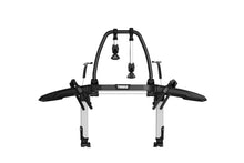 Carica l&#39;immagine nel visualizzatore di Gallery, Thule OutWay Platform-Style Trunk Mount Bike Rack w/Raised Platform (Up to 2 Bikes) - Silver/Black