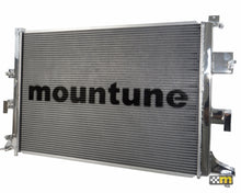 Carica l&#39;immagine nel visualizzatore di Gallery, mountune 16-18 Ford Focus RS Triple Pass Radiator Upgrade