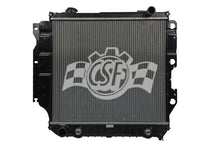 Carica l&#39;immagine nel visualizzatore di Gallery, CSF 05-06 Jeep Wrangler 2.4L OEM Plastic Radiator