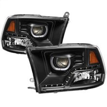 Carica l&#39;immagine nel visualizzatore di Gallery, xTune Dodge Ram 2009-2014 Halo LED Projector Headlights - Black PRO-JH-DR09-CFB-BK