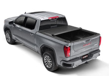 Cargar imagen en el visor de la galería, Truxedo 20-21 GM 1500 (New Body) w/ CarbonPro Bed 5ft 9in Lo Pro Bed Cover