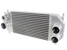 Laden Sie das Bild in den Galerie-Viewer, aFe Bladerunner Intercooler with Tubes 2015 Ford F-150  V6 2.7 (tt)