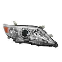 Laden Sie das Bild in den Galerie-Viewer, xTune Toyota Camry 10-11 Passenger Side Headlights - OEM Right HD-JH-TCAM10-OE-R