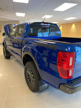 Laden Sie das Bild in den Galerie-Viewer, EGR 19-20 Ford Ranger Super Crew Rear Cab Truck Spoiler - Matte Black