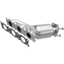 Laden Sie das Bild in den Galerie-Viewer, Magnaflow 11-14 Volvo XC90 3.2L EPA Compliant Manifold w/ Catalytic Converter