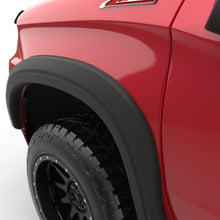 Laden Sie das Bild in den Galerie-Viewer, EGR 2019+ Chevy Silverado 1500 Rugged Look Fender Flares - Set