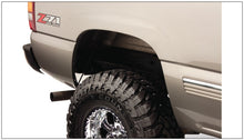 Carica l&#39;immagine nel visualizzatore di Gallery, Bushwacker 07-07 Chevy Silverado 1500 Classic Fleetside Extend-A-Fender Style Flares 4pc - Black