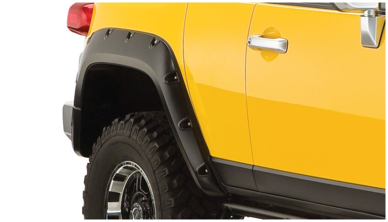 Bushwacker 07-14 Toyota FJ Cruiser Pocket Style Flares 4pc - Black