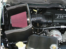 Laden Sie das Bild in den Galerie-Viewer, Airaid 02-05 Dodge Ram (Gas Engines) CAD Intake System w/o Tube (Oiled / Red Media)