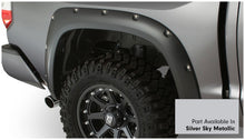 Charger l&#39;image dans la galerie, Bushwacker 16-18 Toyota Tundra Fleetside Pocket Style Flares 4pc 66.7/78.7/97.6in Bed - Silver Sky