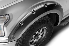 Charger l&#39;image dans la galerie, Bushwacker 15-17 Ford F-150 Styleside Pocket Style Flares 2pc 67.1/78.9/97.6in Bed - Black