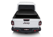 Charger l&#39;image dans la galerie, Truxedo 2020 Jeep Gladiator 5ft Lo Pro Bed Cover