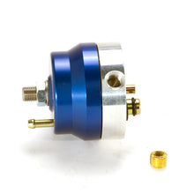 Laden Sie das Bild in den Galerie-Viewer, BBK 86-93 Mustang 5.0 Adjustable Fuel Pressure Regulator