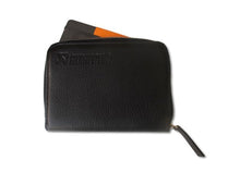 Laden Sie das Bild in den Galerie-Viewer, Akrapovic Leather Zip Notebook (S) black